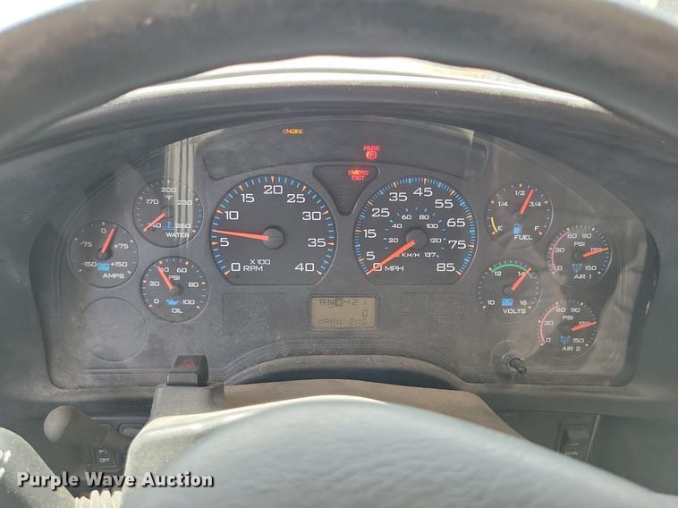 image for item DP1400 2007 International CE200 school bus