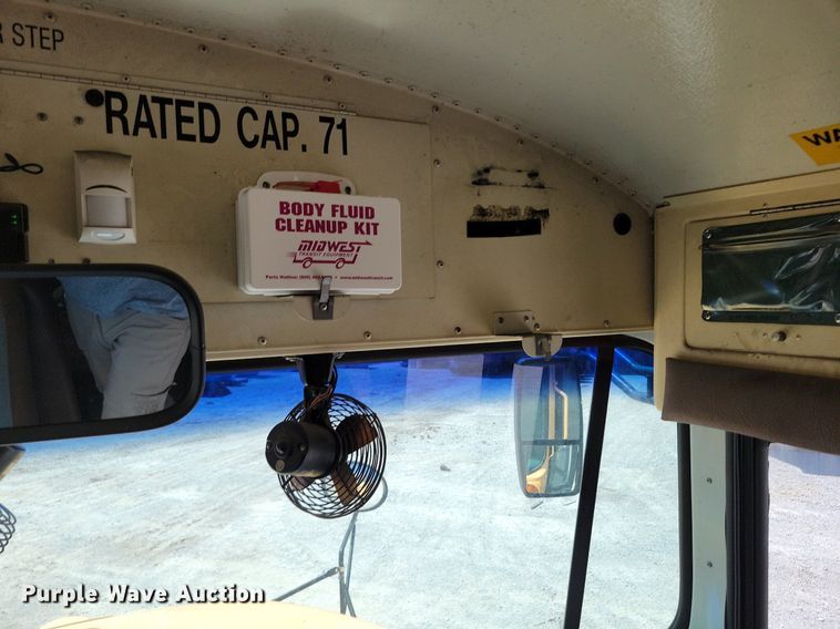 image for item DP1400 2007 International CE200 school bus