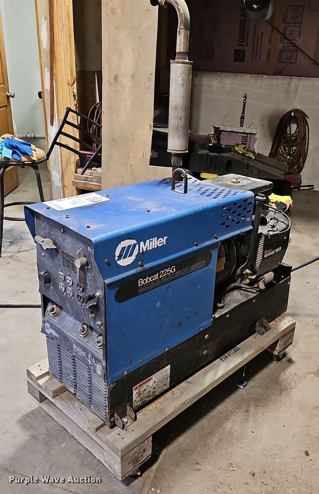 image for item DP6464 Miller  Bobcat 225G welder/generator