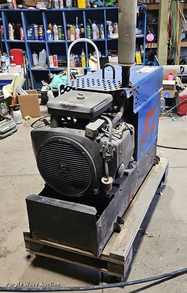 image for item DP6464 Miller  Bobcat 225G welder/generator