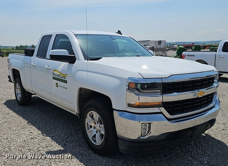 image for item DP6513 2018 Chevrolet Silverado 1500 LT Double Cab pickup truck