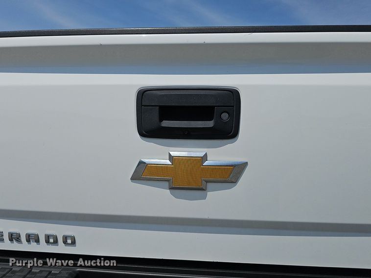 image for item DP6513 2018 Chevrolet Silverado 1500 LT Double Cab pickup truck