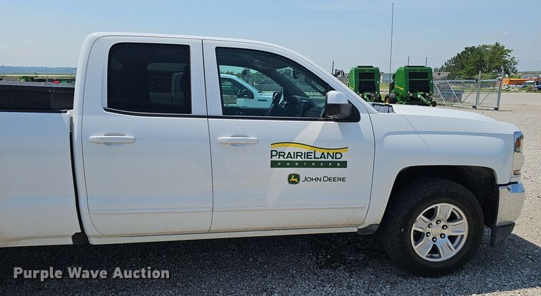 image for item DP6513 2018 Chevrolet Silverado 1500 LT Double Cab pickup truck