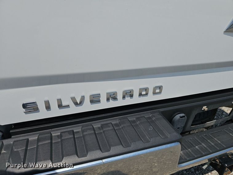 image for item DP6513 2018 Chevrolet Silverado 1500 LT Double Cab pickup truck