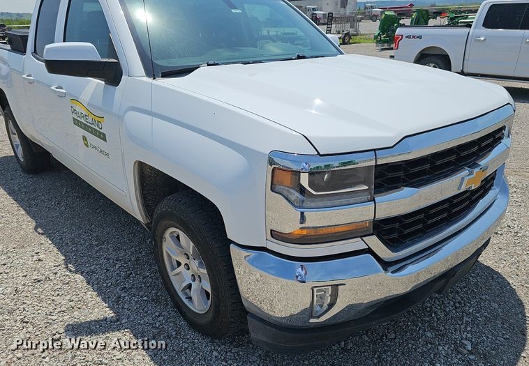 image for item DP6513 2018 Chevrolet Silverado 1500 LT Double Cab pickup truck