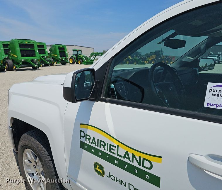 image for item DP6513 2018 Chevrolet Silverado 1500 LT Double Cab pickup truck