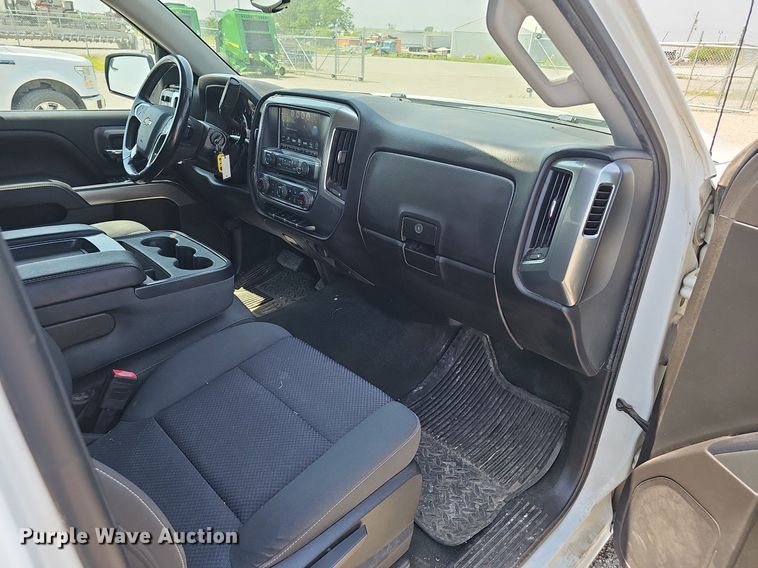 image for item DP6513 2018 Chevrolet Silverado 1500 LT Double Cab pickup truck