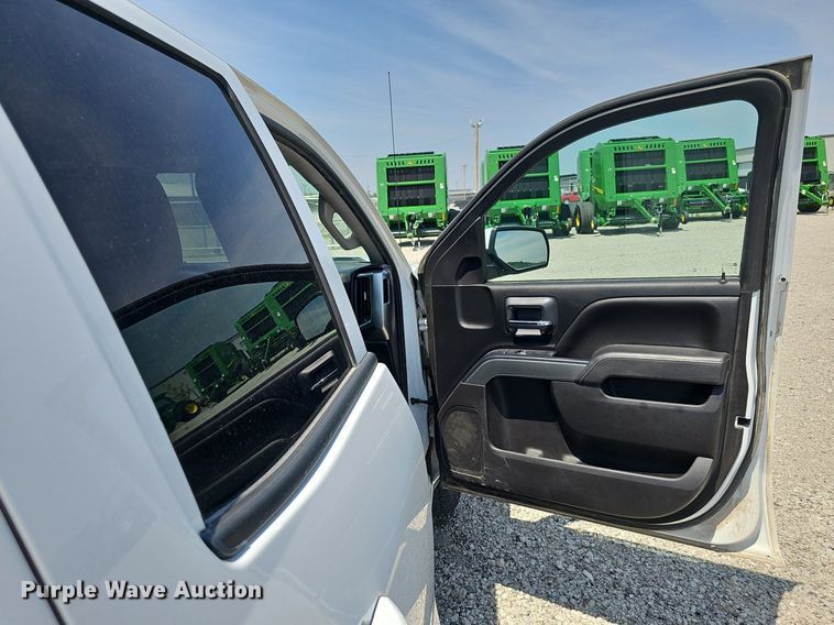 image for item DP6513 2018 Chevrolet Silverado 1500 LT Double Cab pickup truck