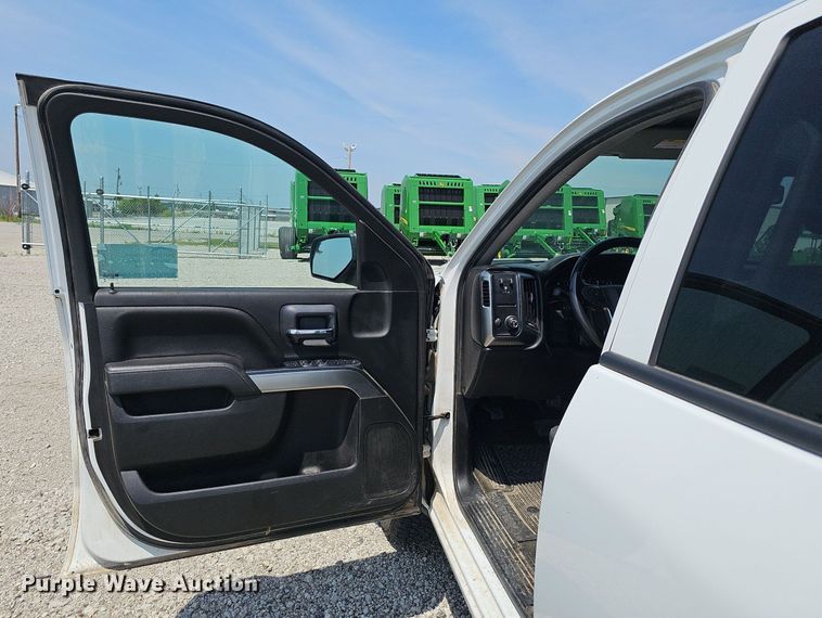 image for item DP6513 2018 Chevrolet Silverado 1500 LT Double Cab pickup truck