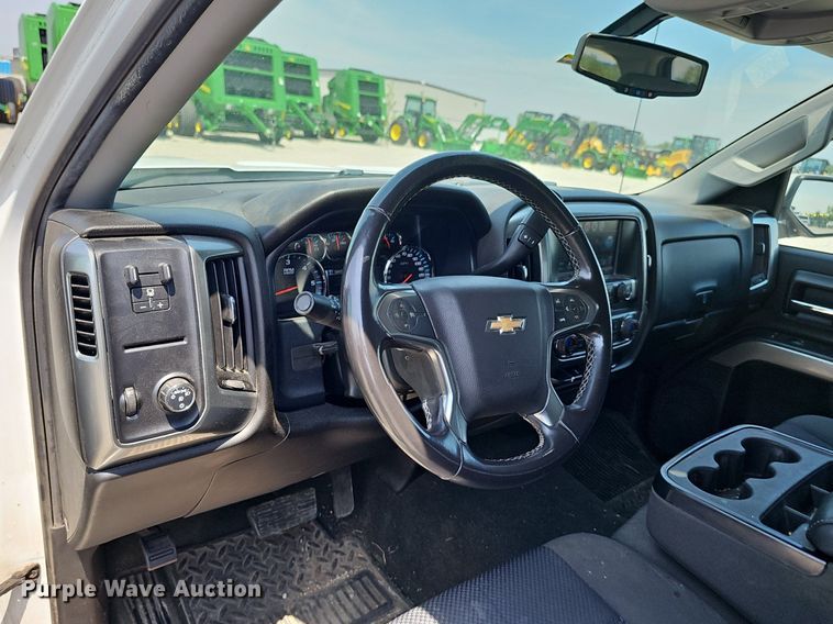 image for item DP6513 2018 Chevrolet Silverado 1500 LT Double Cab pickup truck