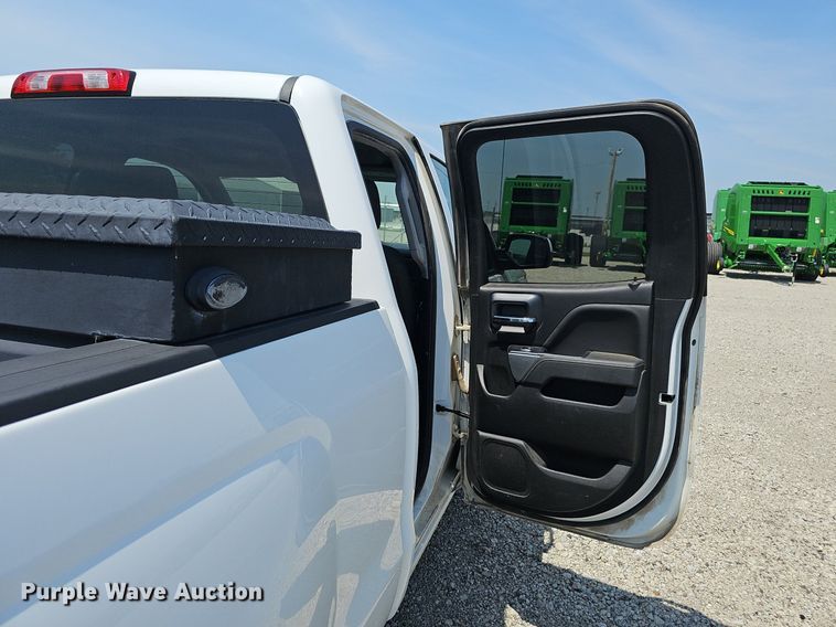 image for item DP6513 2018 Chevrolet Silverado 1500 LT Double Cab pickup truck