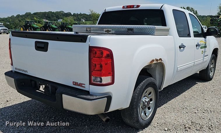 image for item DP6522 2013 GMC Sierra 1500 Crew Cab pickup truck