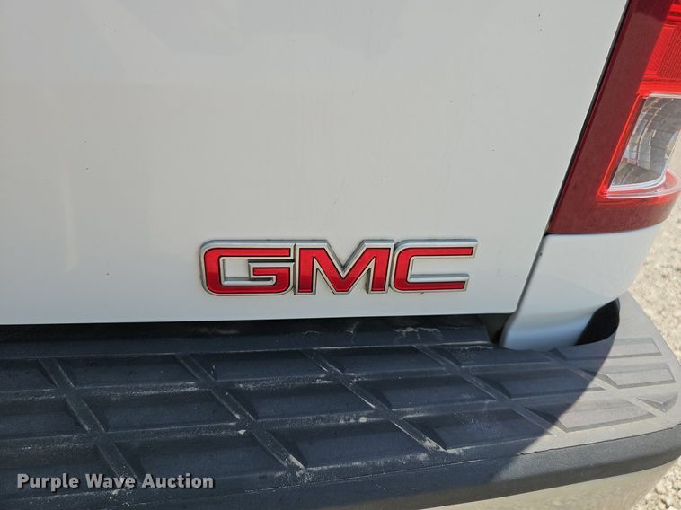 image for item DP6522 2013 GMC Sierra 1500 Crew Cab pickup truck