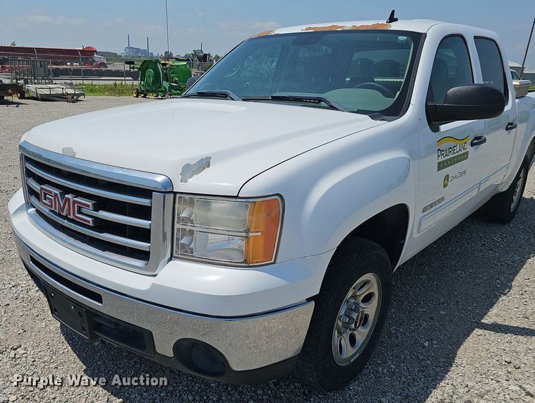 image for item DP6522 2013 GMC Sierra 1500 Crew Cab pickup truck