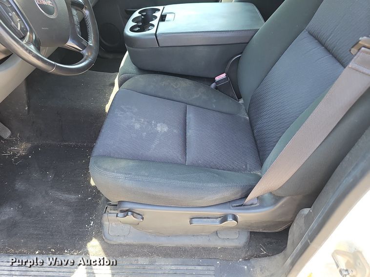 image for item DP6522 2013 GMC Sierra 1500 Crew Cab pickup truck