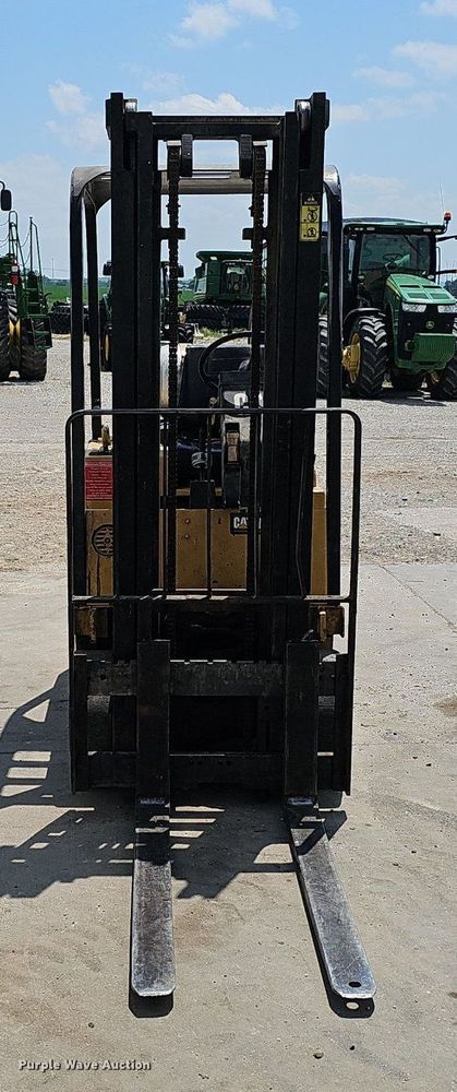 image for item DP6525 Caterpillar T30D forklift