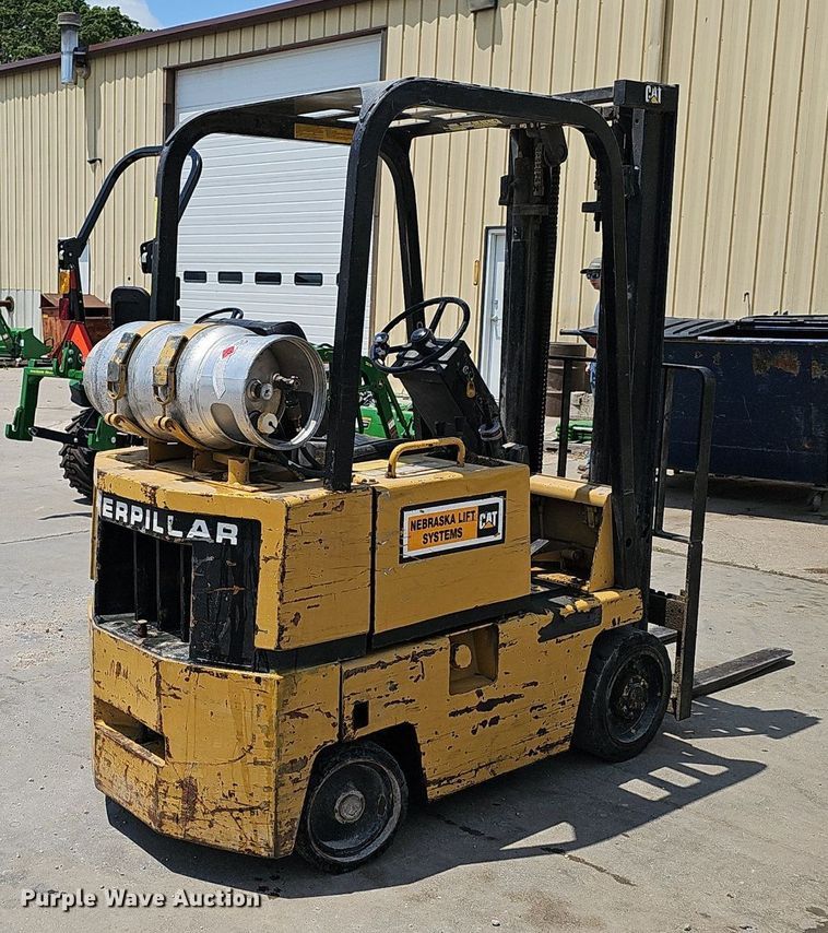 image for item DP6525 Caterpillar T30D forklift