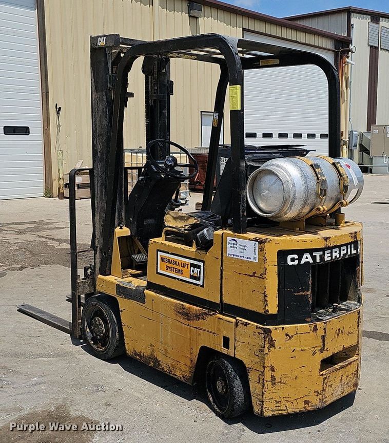 image for item DP6525 Caterpillar T30D forklift