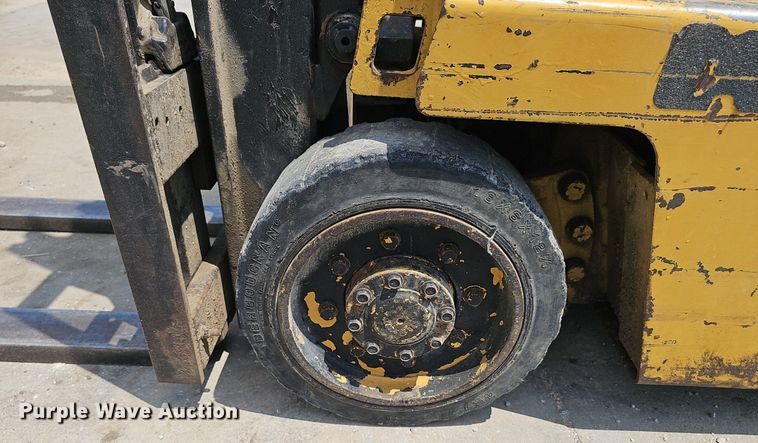 image for item DP6525 Caterpillar T30D forklift