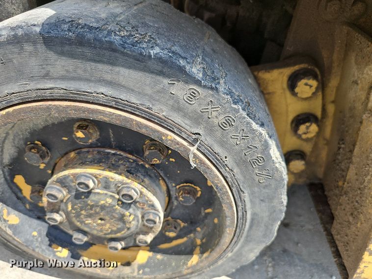 image for item DP6525 Caterpillar T30D forklift