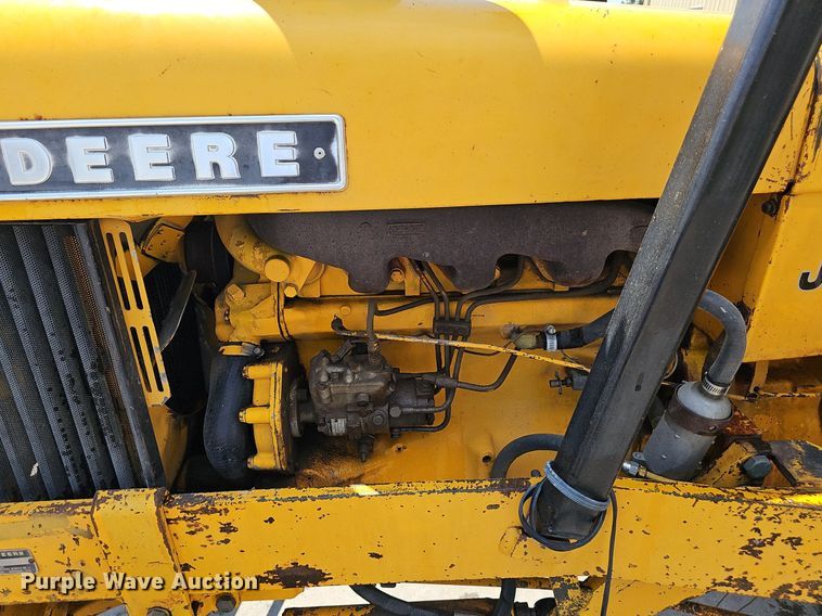 image for item DP6526 1980 John Deere 480B forklift