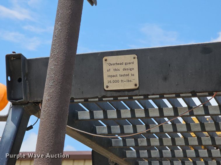 image for item DP6526 1980 John Deere 480B forklift