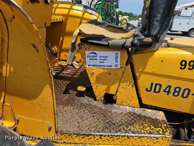 image for item DP6526 1980 John Deere 480B forklift