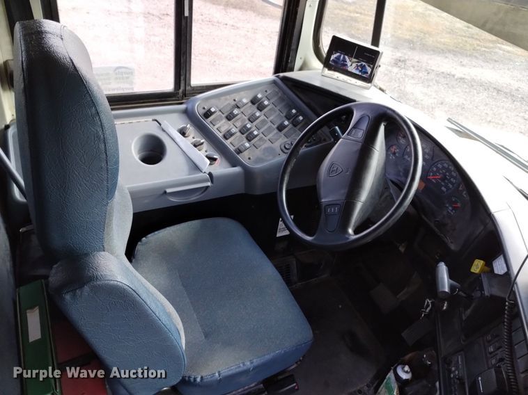 image for item DQ6101 2008 IC Corporation CE200 school bus