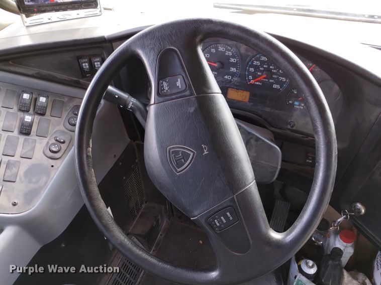 image for item DQ6101 2008 IC Corporation CE200 school bus