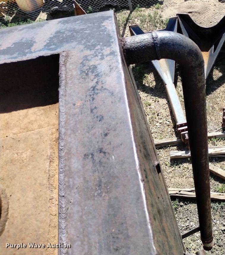 image for item DQ6118 Fuel tank