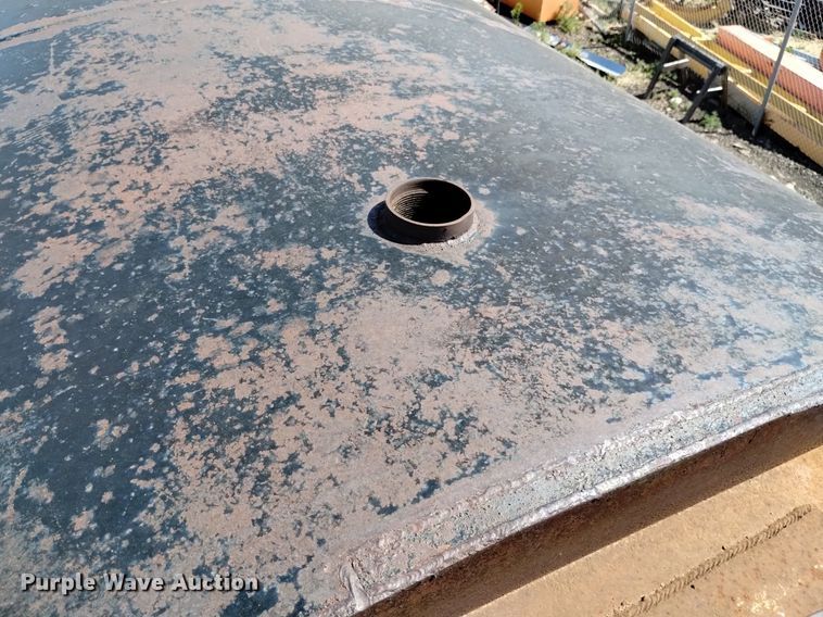 image for item DQ6118 Fuel tank