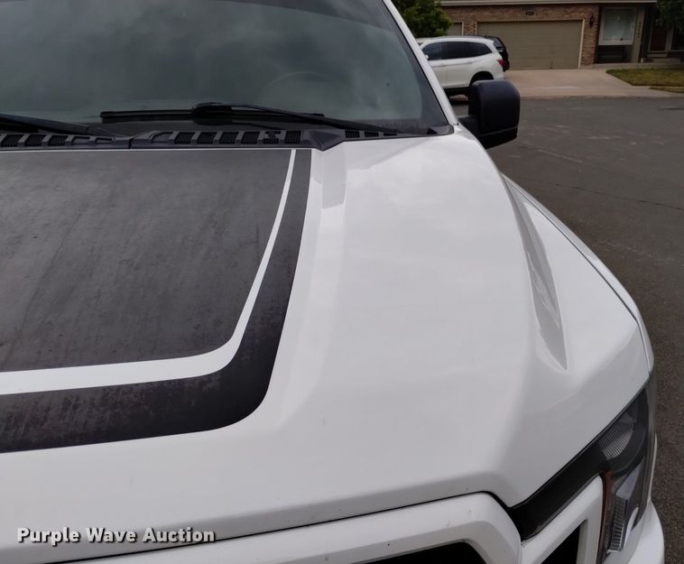 image for item DQ6126 2019 Ford F150 XLT Sport SuperCrew pickup truck