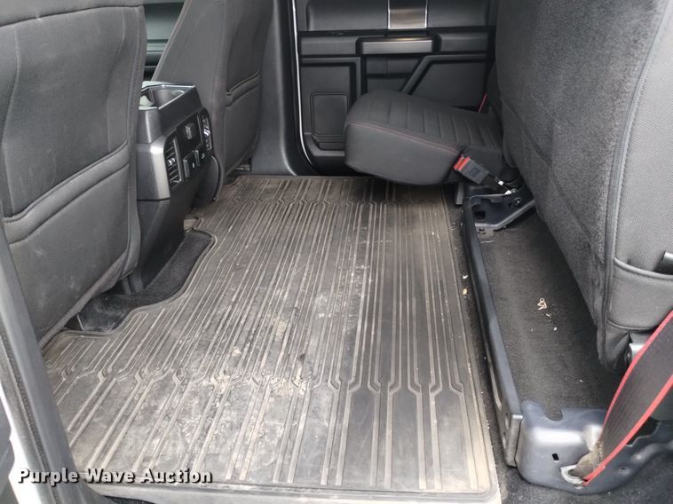 image for item DQ6126 2019 Ford F150 XLT Sport SuperCrew pickup truck