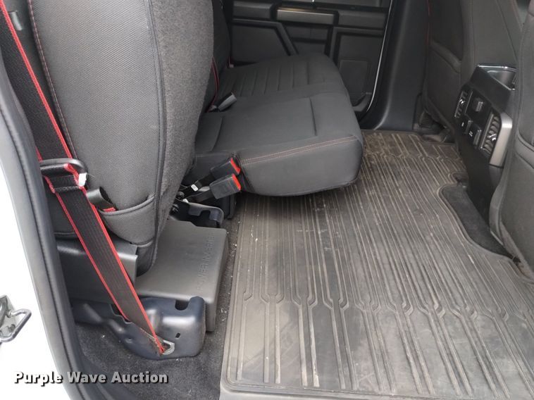 image for item DQ6126 2019 Ford F150 XLT Sport SuperCrew pickup truck