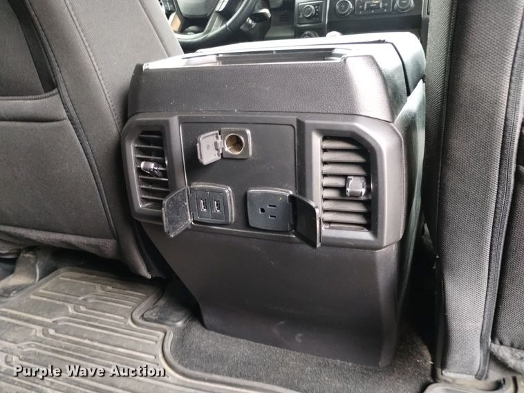 image for item DQ6126 2019 Ford F150 XLT Sport SuperCrew pickup truck