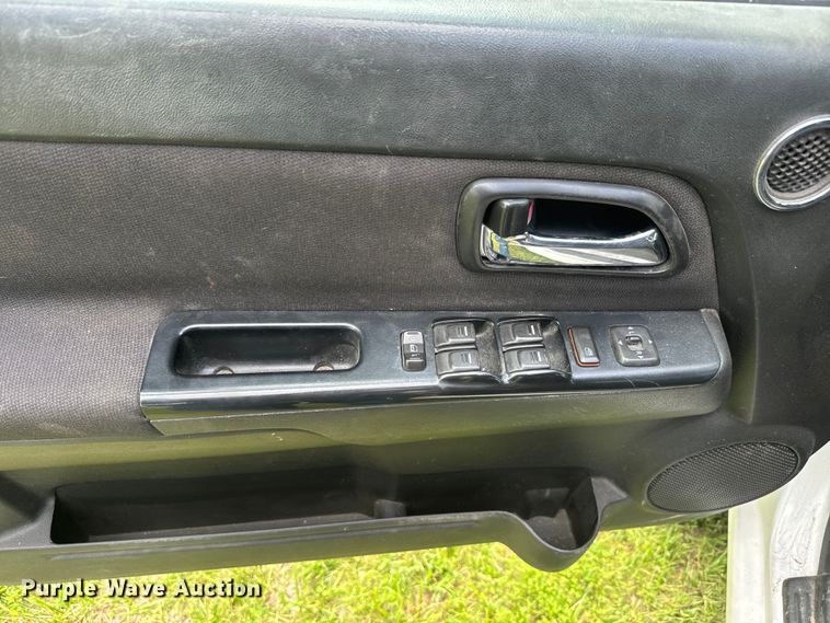 image for item DQ6799 2012 GMC  Canyon SLT Crew Cab pickup truck