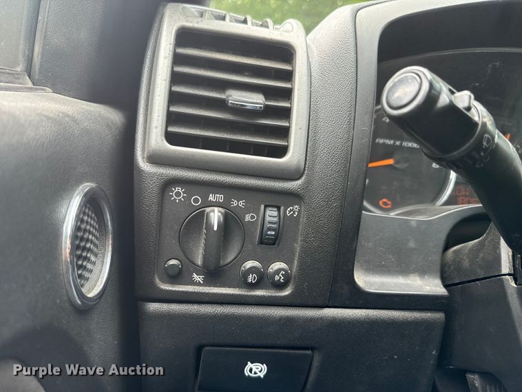 image for item DQ6799 2012 GMC  Canyon SLT Crew Cab pickup truck