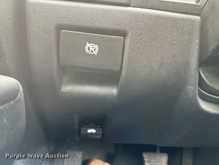 image for item DQ6799 2012 GMC  Canyon SLT Crew Cab pickup truck