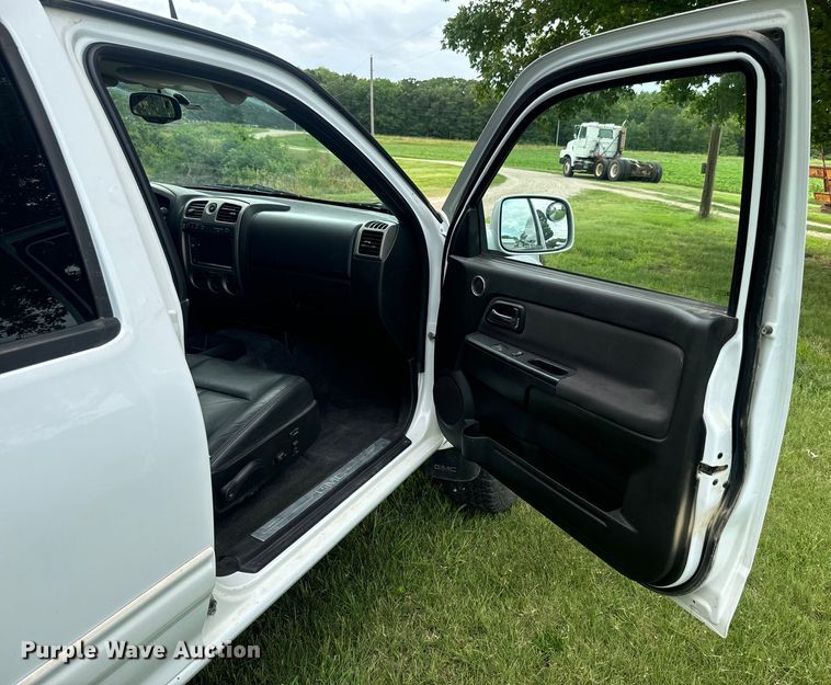 image for item DQ6799 2012 GMC  Canyon SLT Crew Cab pickup truck