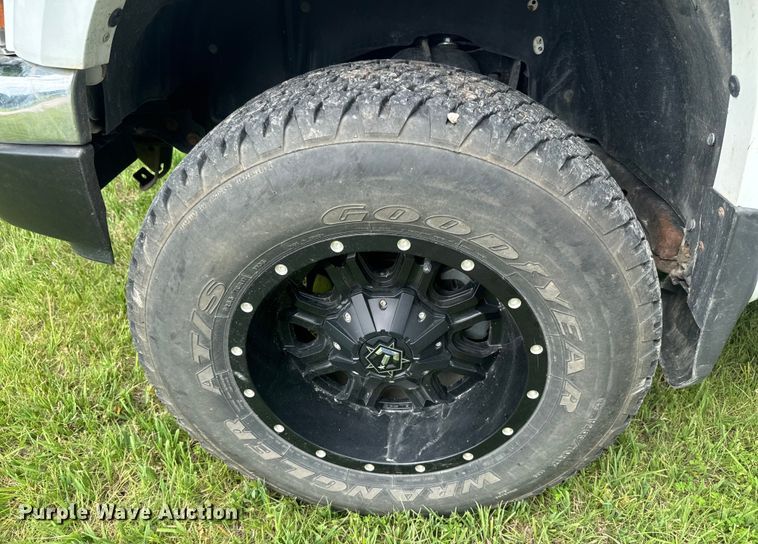 image for item DQ6799 2012 GMC  Canyon SLT Crew Cab pickup truck