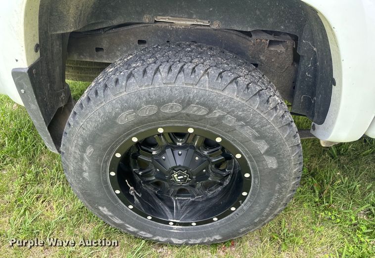 image for item DQ6799 2012 GMC  Canyon SLT Crew Cab pickup truck