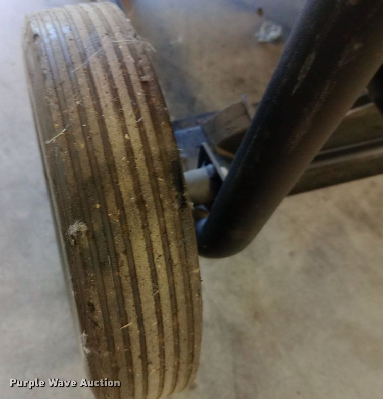 image for item DQ7126 2006 Homelite HG6000 generator