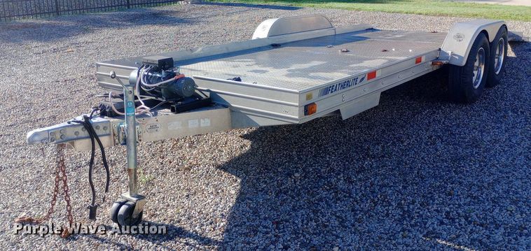 image for item DQ7127 2000 Featherlite 17 FT utility trailer