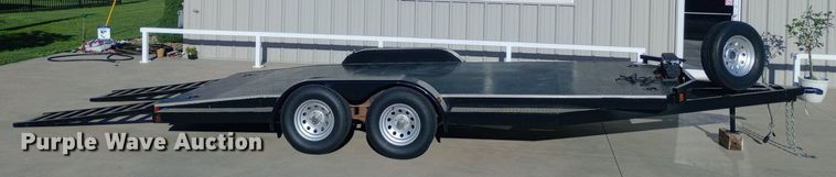 image for item DQ7128 2004 TT Challenger utility trailer