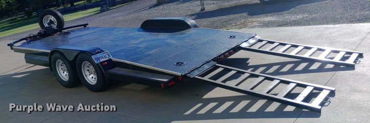 image for item DQ7128 2004 TT Challenger utility trailer