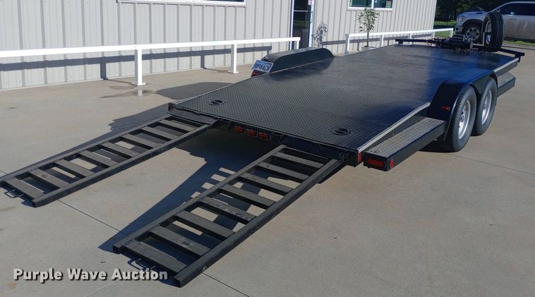 image for item DQ7128 2004 TT Challenger utility trailer