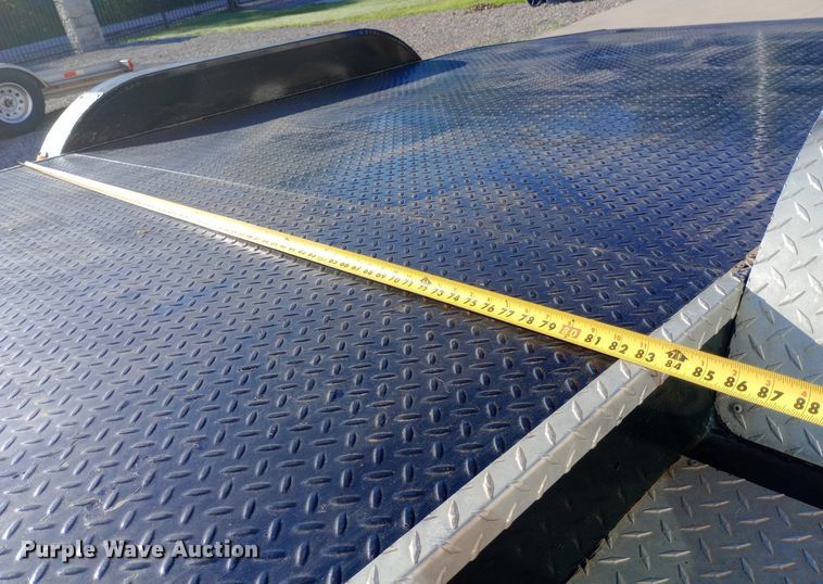 image for item DQ7128 2004 TT Challenger utility trailer