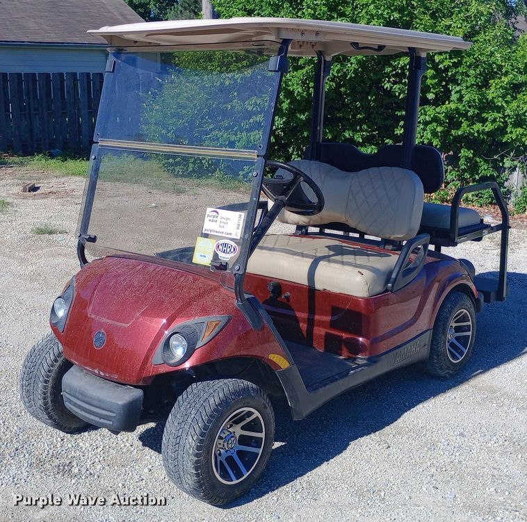 image for item DQ7130 Yamaha golf cart