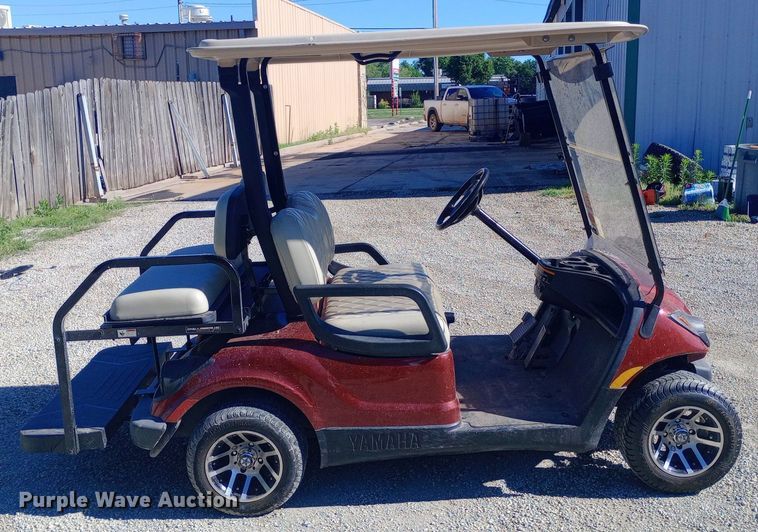 image for item DQ7130 Yamaha golf cart