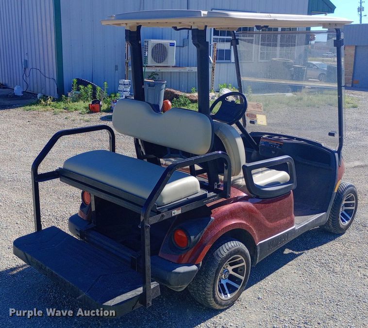 image for item DQ7130 Yamaha golf cart